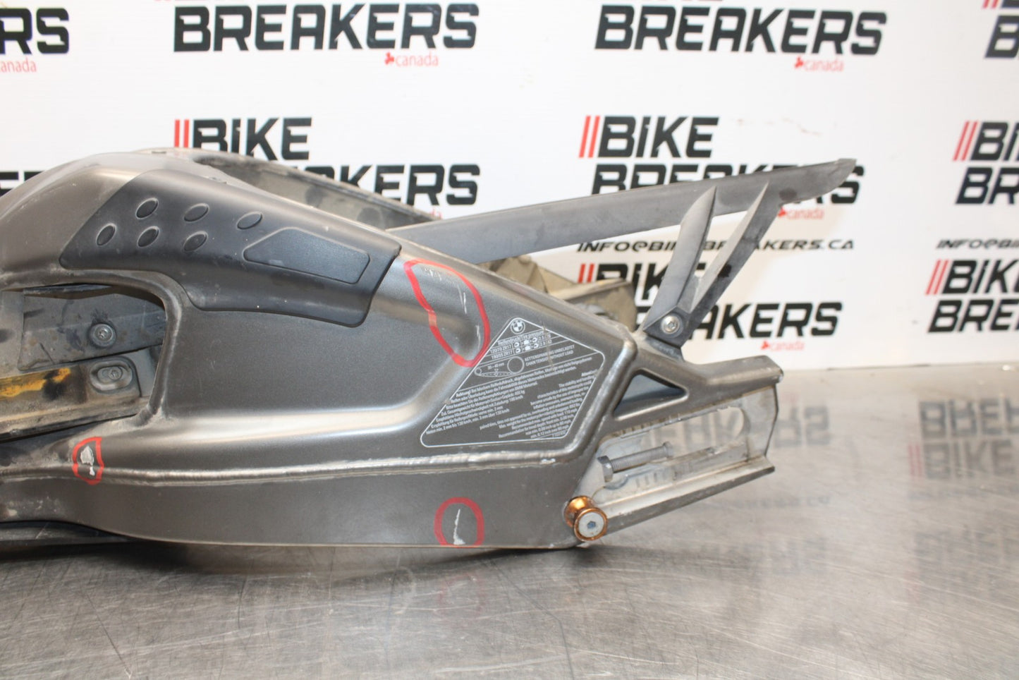 12-14 BMW S1000RR REAR SWINGARM BACK SUSPENSION SWING ARM BB204