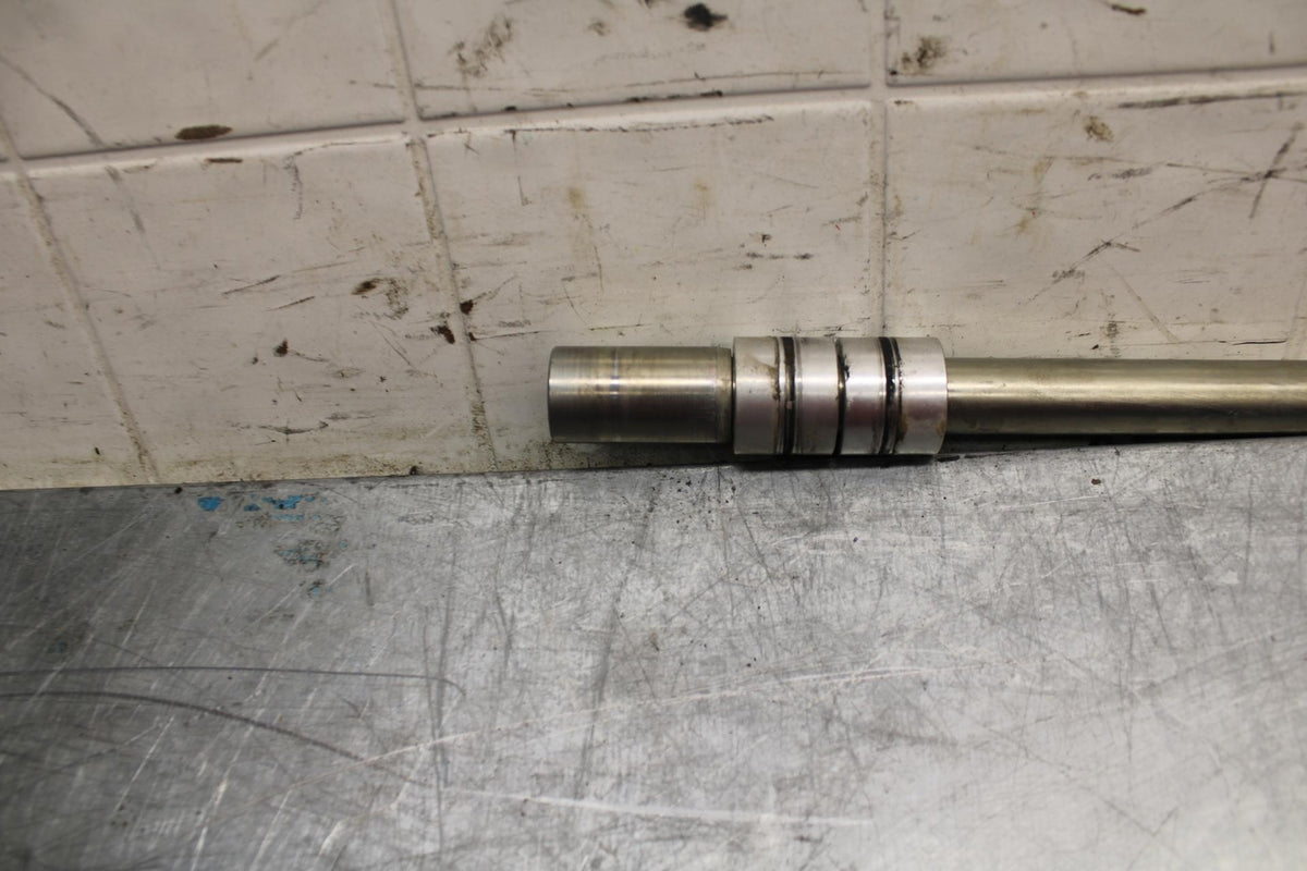 17-21 TRIUMPH STREET TRIPPLE R ABS FRONT WHEEL RIM AXLE PIVOT BOLT bb452