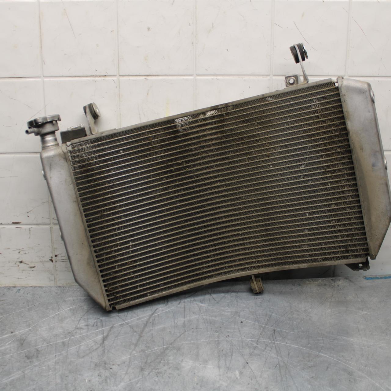 18 YAMAHA YZF R1  ENGINE RADIATOR MOTOR COOLER COOLING RADIATER BB473