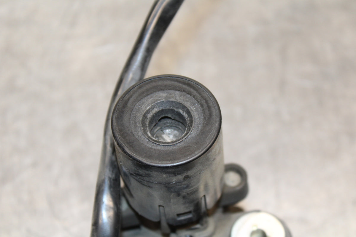 12-13 KAWASAKI Z1000 IGNITION LOCK KEY SET W/ GAS CAP AND SEAT LOCK BB743