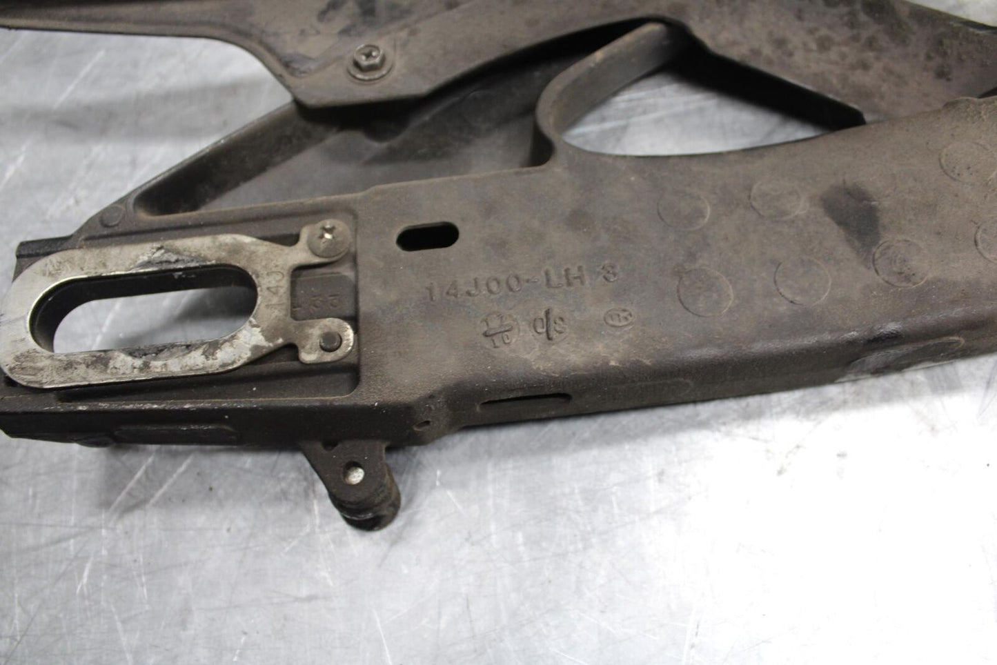 11-21 SUZUKI GSXR750 REAR SWINGARM BACK SUSPENSION SWING ARM BB474