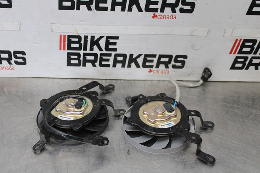 17 YAMAHA YZF R6 ENGINE RADIATOR COOLING FAN SET PAIR BB922