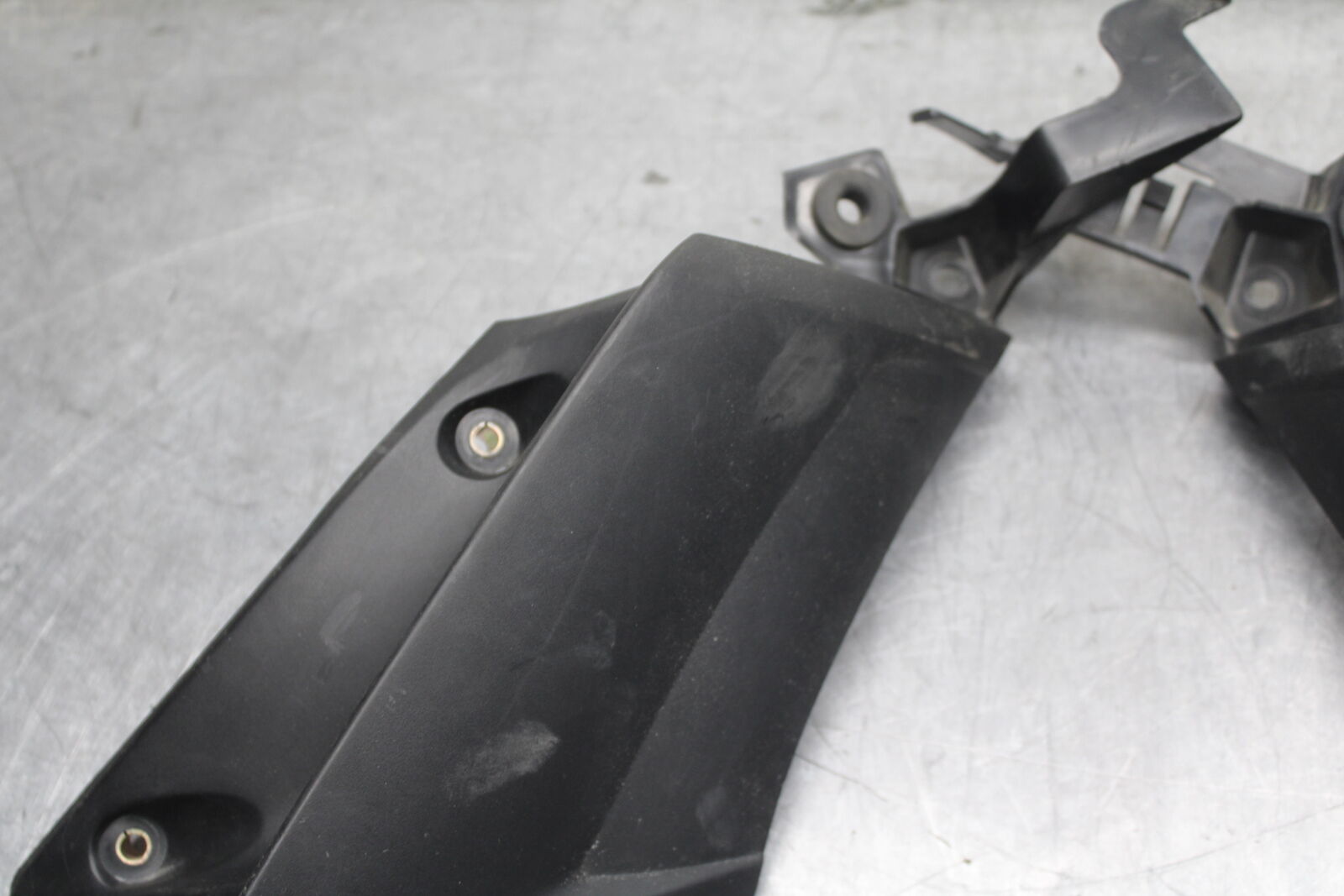 08-09 YAMAHA YZF R6S RIGHT LEFT FRAME MID SIDE COVERS COWLS PANELS TRIM BB114