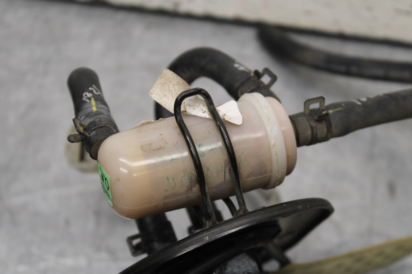 16-24 KTM 390 RC FUEL PUMP GAS PETROL SENDER UNIT BB648