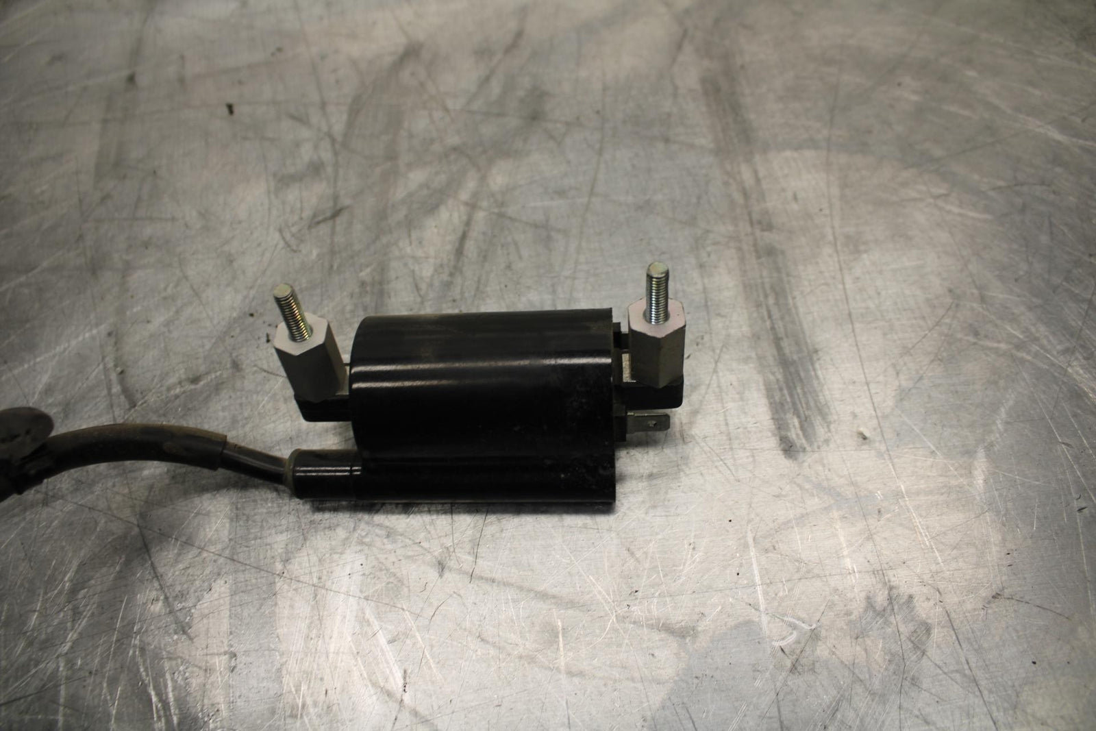 17-23 SUZUKI GSXR 250 GSX250RL8 IGNITION COIL SPARK PLUG CAP RIGHT BB490