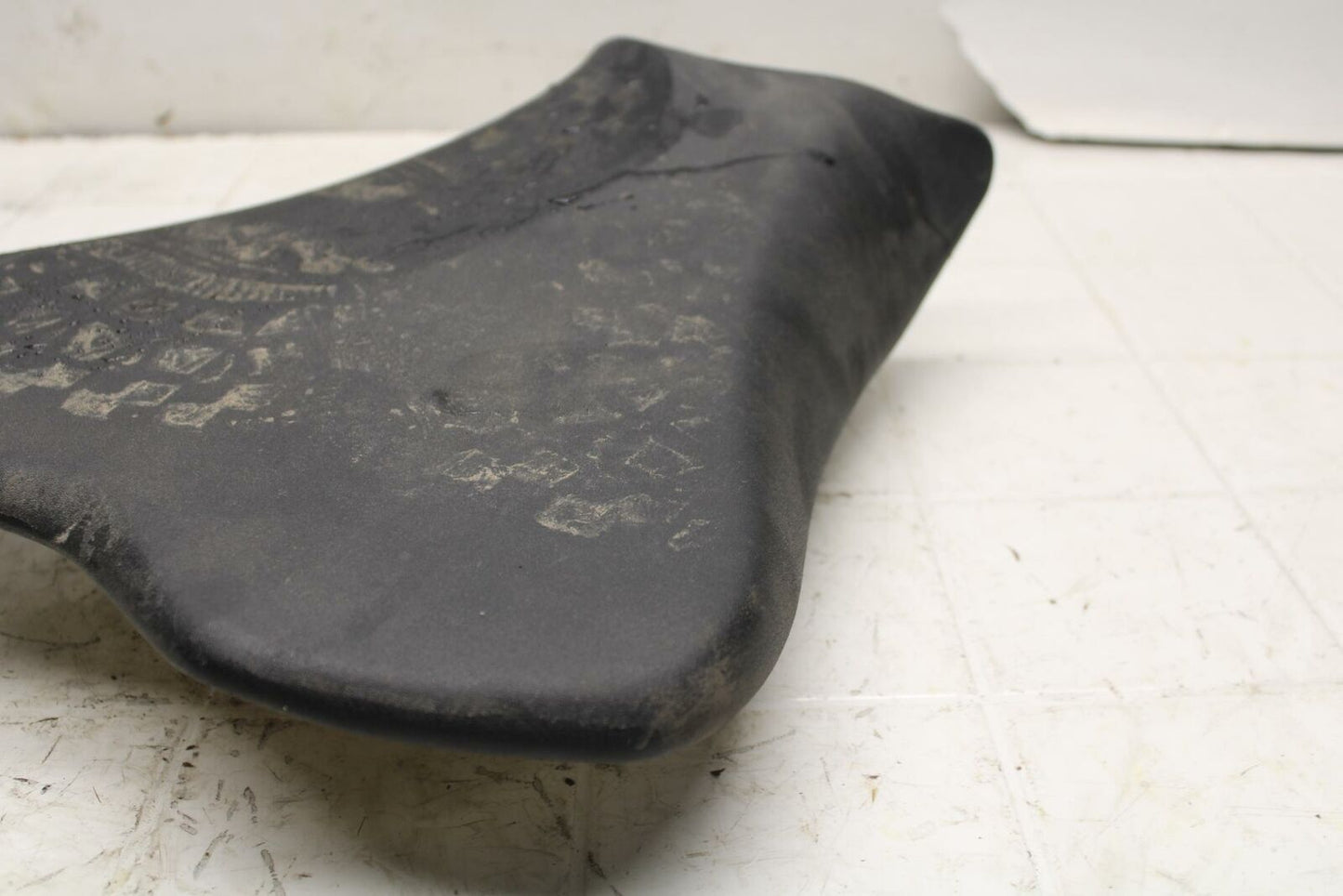 13-17 KAWASAKI NINJA ZX6R ZX636E FRONT DRIVERS SEAT PAD SADDLE PILLION BB409