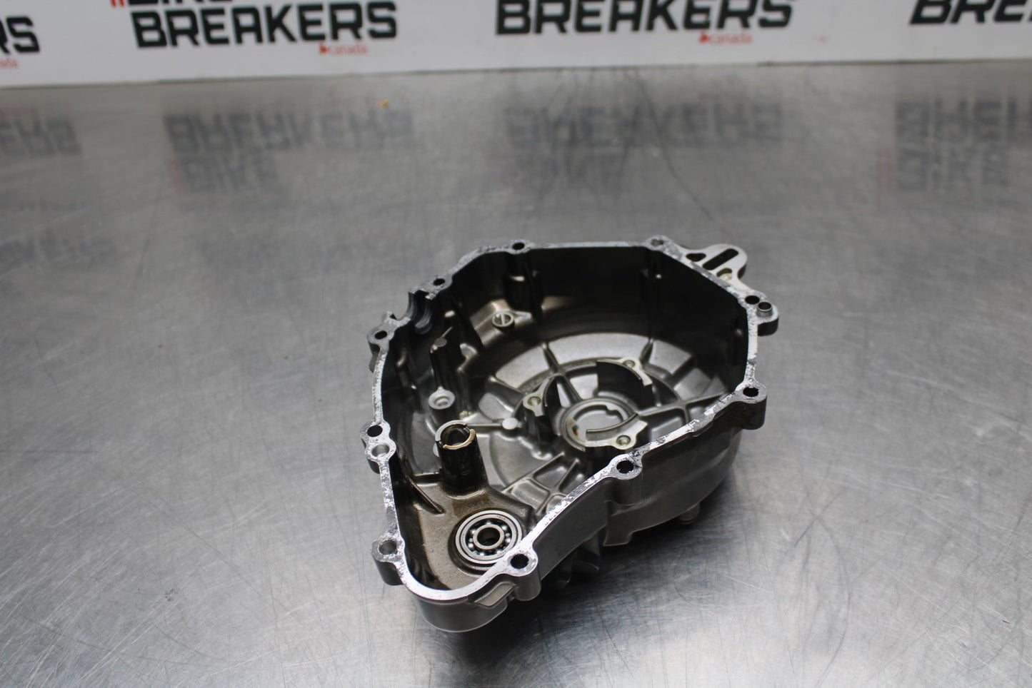 14-17 YAMAHA FZ07 STATOR MAGNETO ALTERNATOR GENERATOR COVER BB766