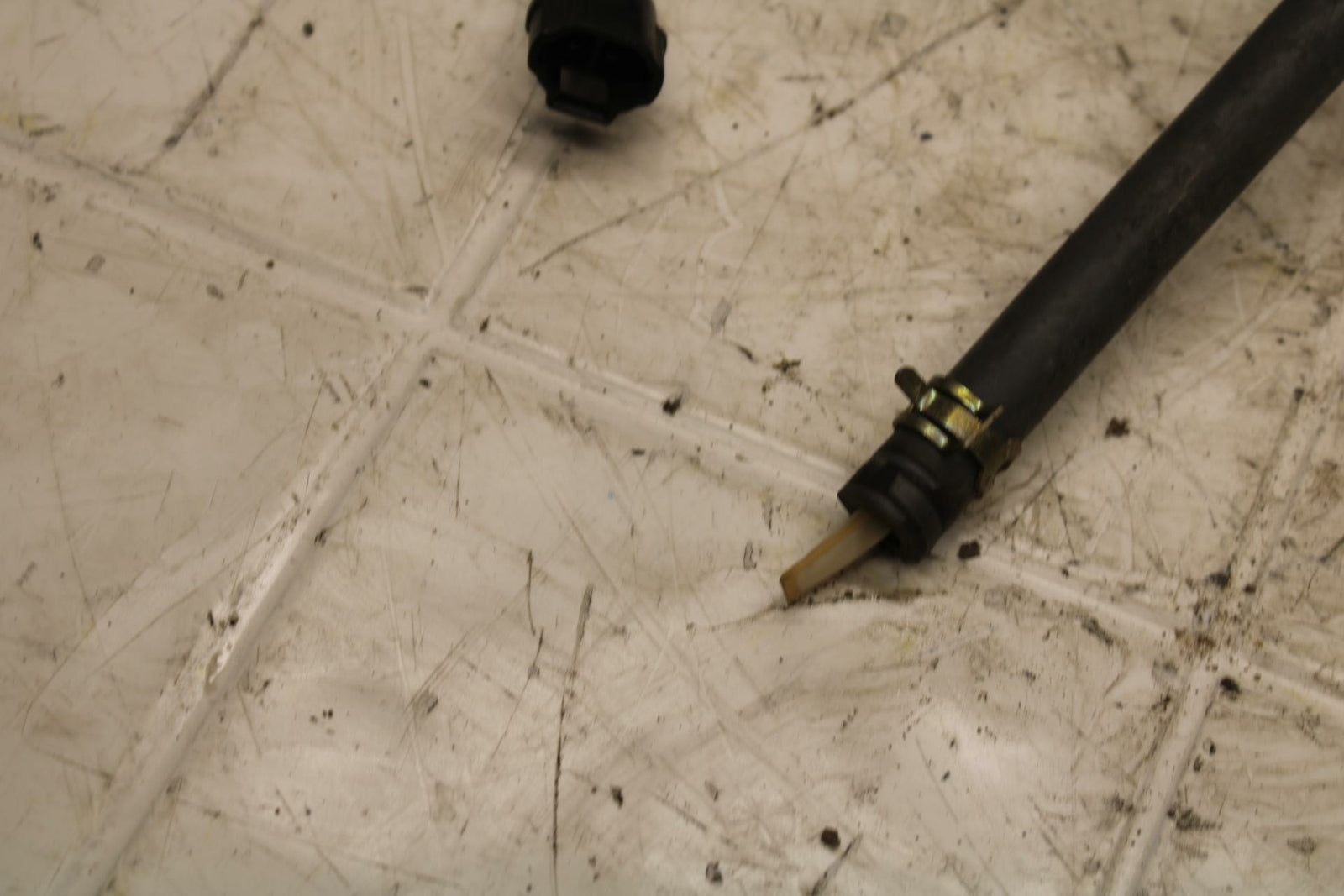 01 KAWASAKI NINJA ZX6R FUEL PUMP GAS PETROL SENDER UNIT BB25