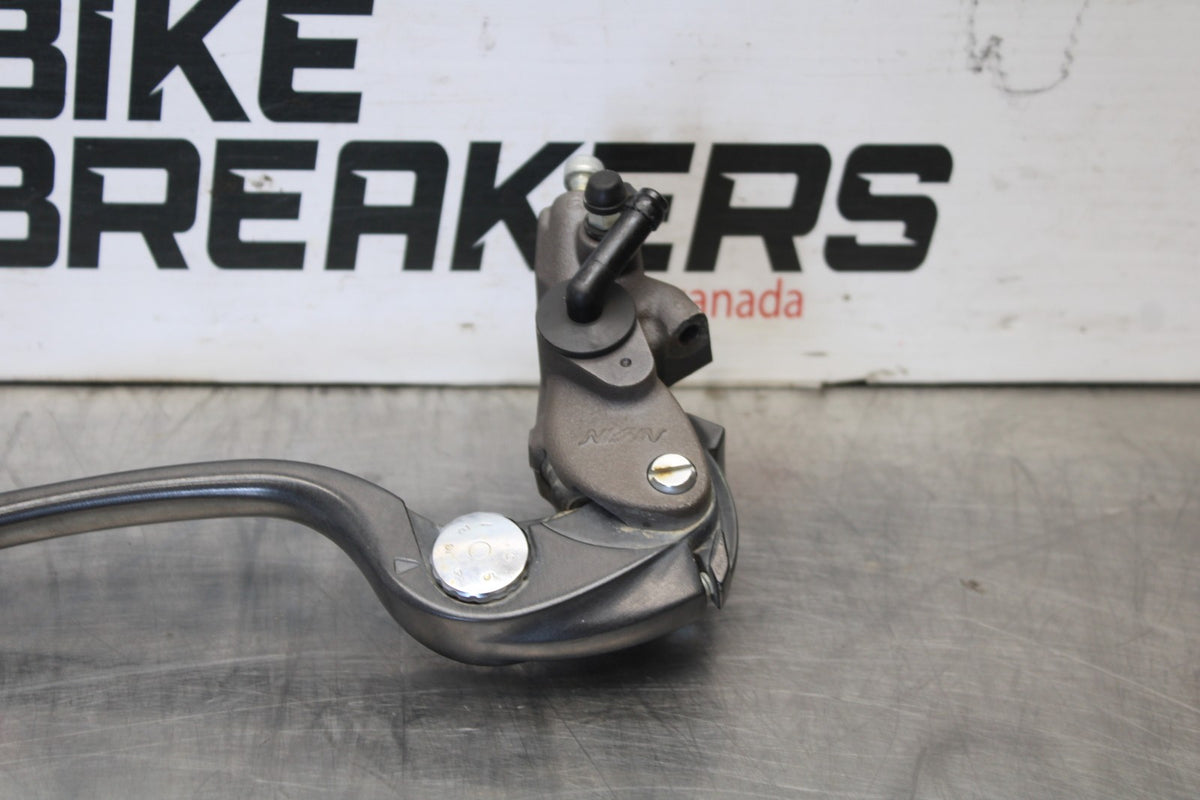 22 KAWASAKI NINJA ZX6R ZX636 ABS 40TH ANNIVERSARY FRONT BRAKE MASTER BB911
