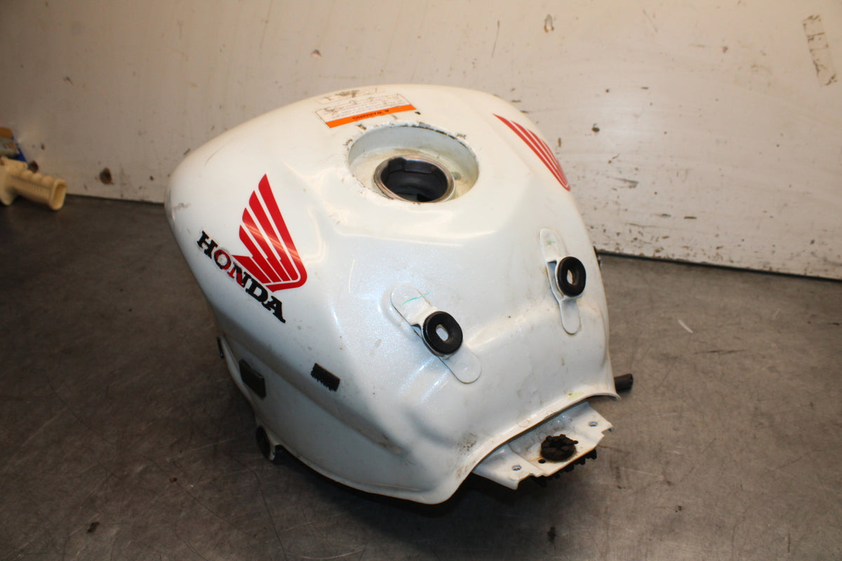 15-16 HONDA CB300F GAS TANK FUEL CELL PETROL RESERVOIR BB740