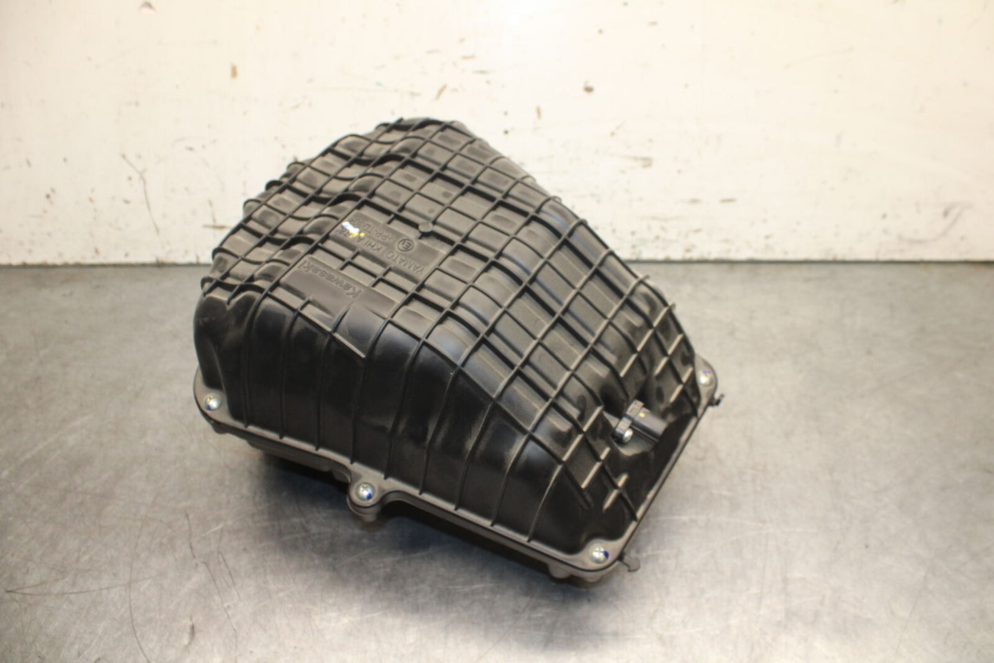 18-23 KAWASAKI NINJA 400 EX400 ABS AIRBOX AIR INTAKE FILTER BOX BB747