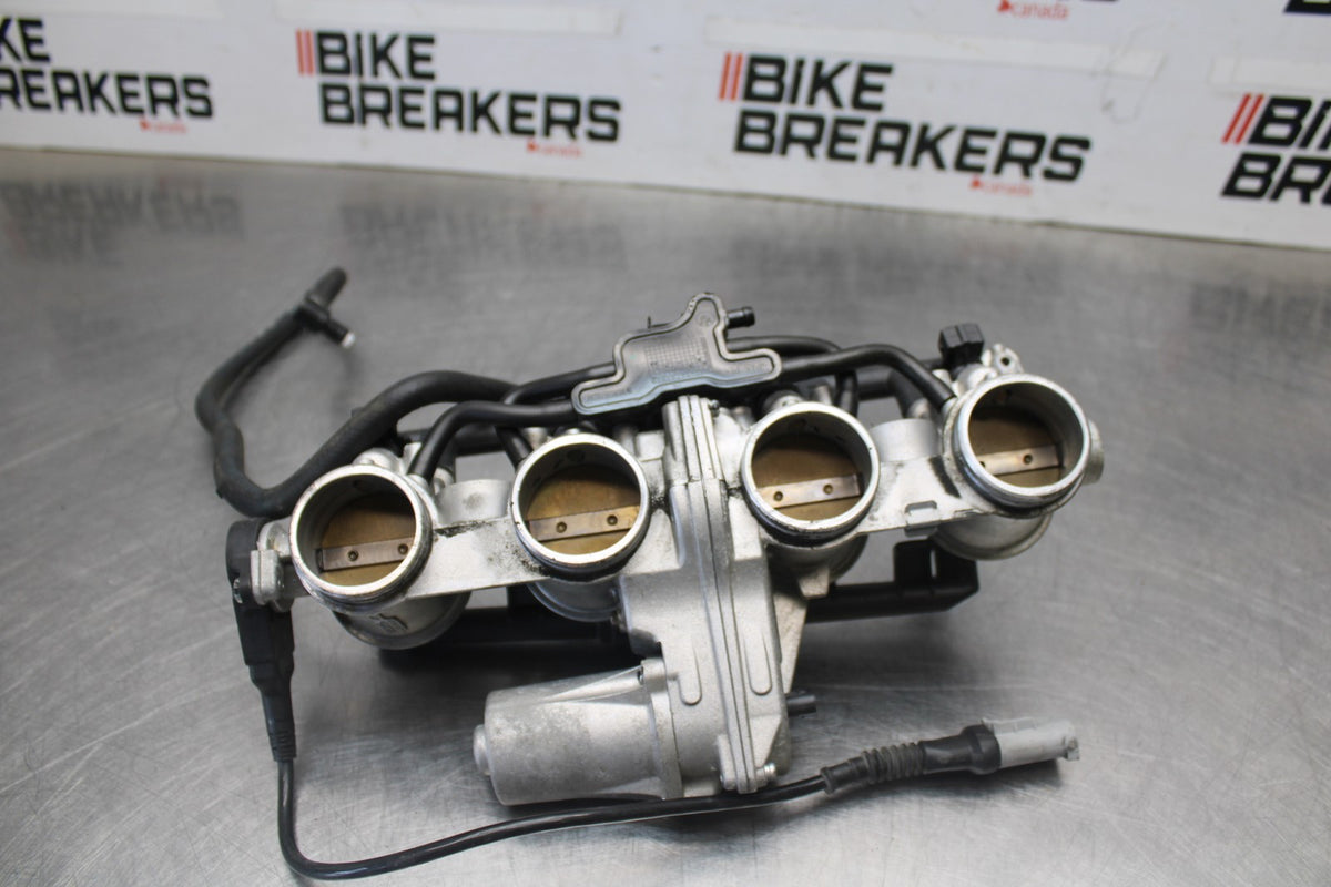 17-20 BMW S1000R FUEL INJECTORS / THROTTLE BODIES BB909