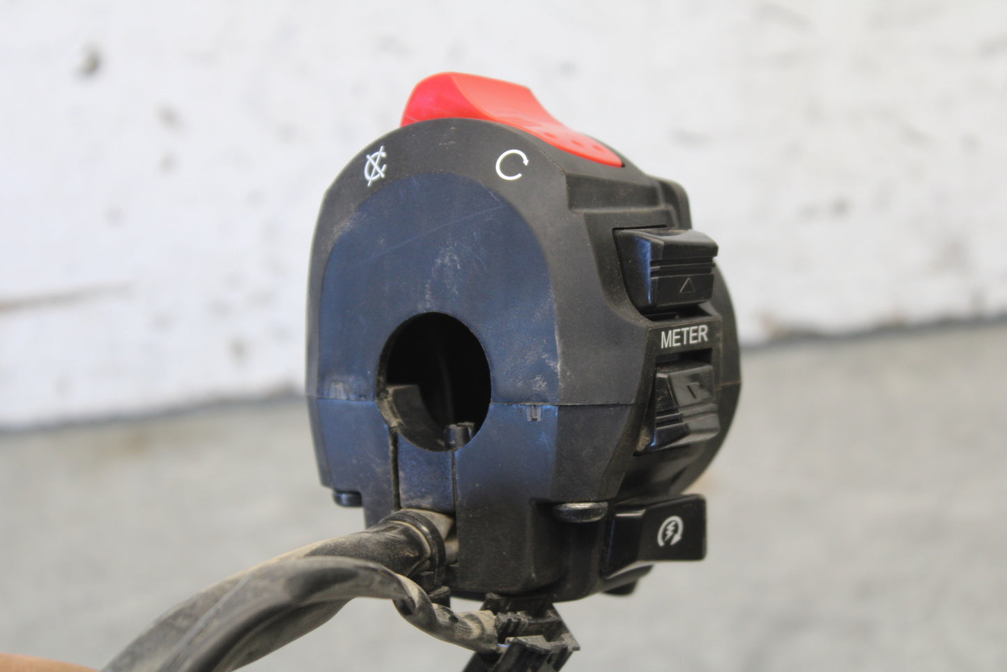 11-24 SUZUKI GSXR750 RIGHT CLIP ON HANDLE KILL OFF START SWITCH SWITCHES BB687