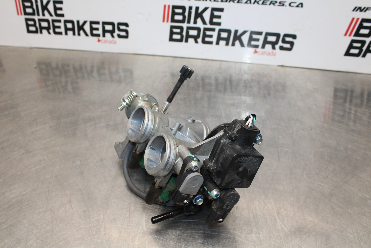 13-17 KAWASAKI NINJA 300 EX300 ABS MAIN FUEL INJECTORS / THROTTLE BODIES BB187