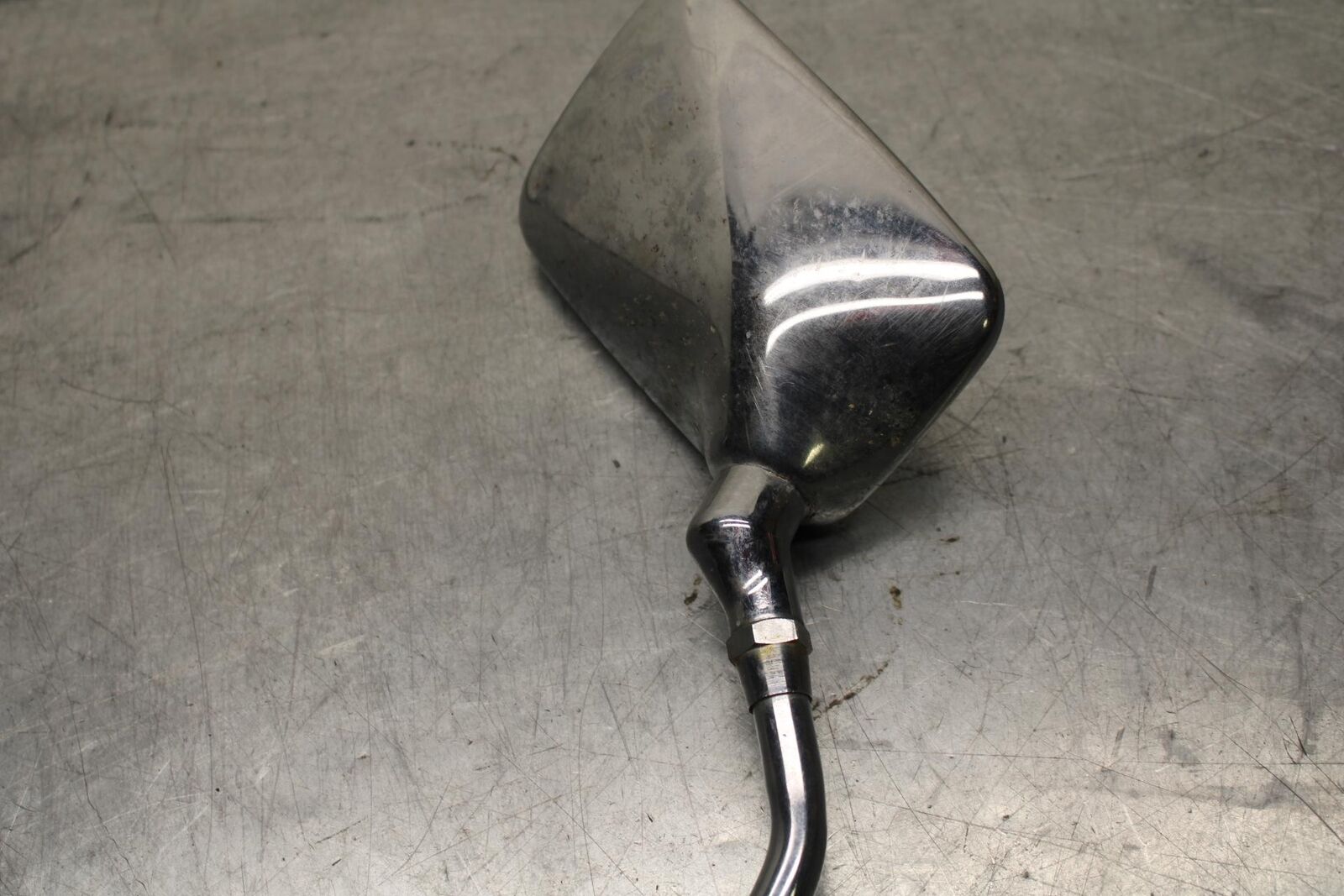 1985 Honda Shadow 500 VT500C RIGHT MIRROR REARVIEW BB615