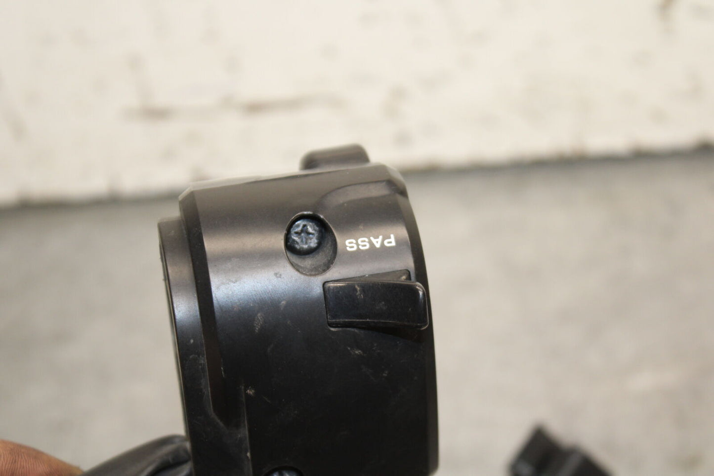 14-15 KAWASAKI NINJA 650 EX650F ABS LEFT CLIP ON HORN SIGNALS SWITCH  BB741