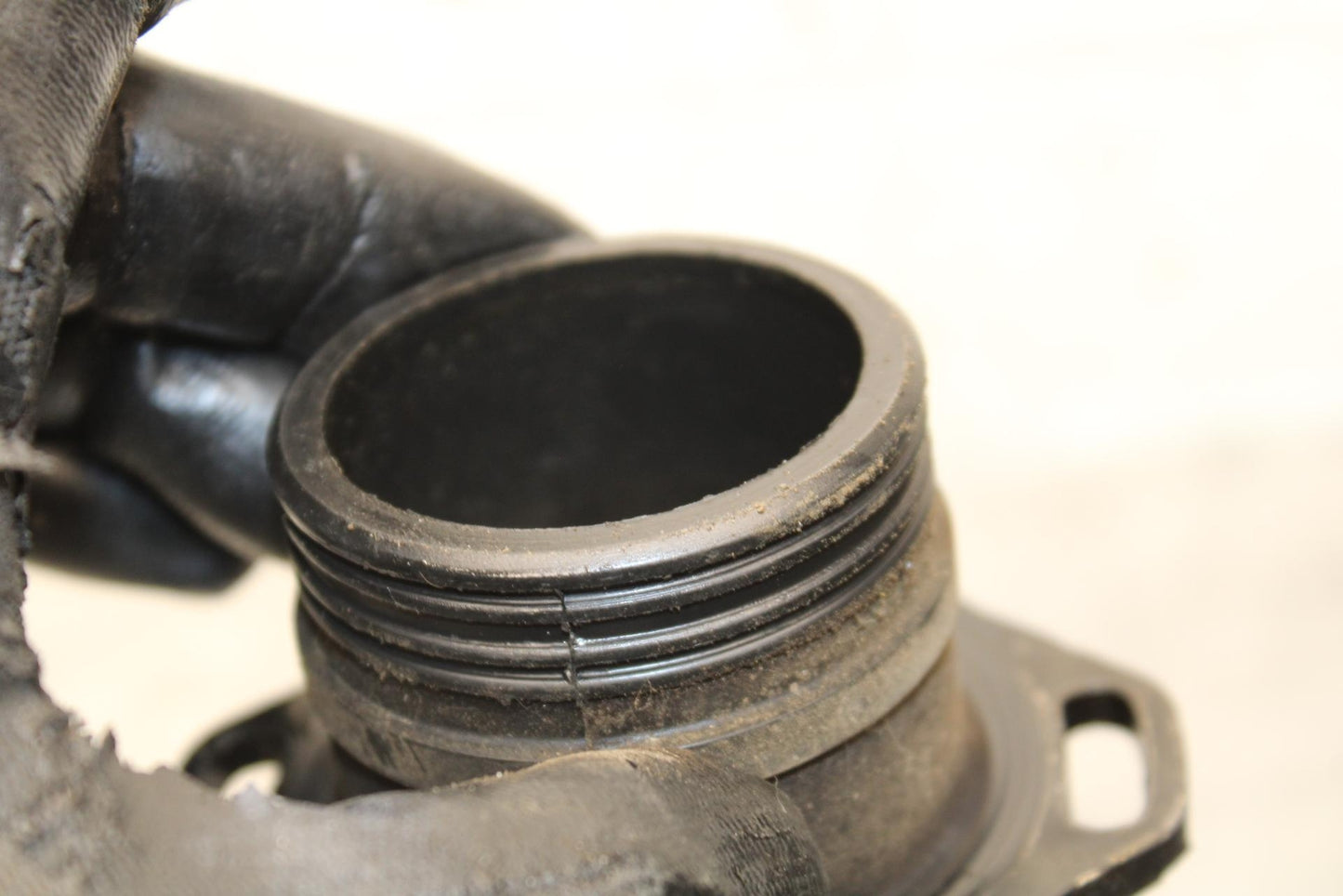 2000 Kawasaki Ninja ZX12R ZX1200A AIRBOX INTAKE VELOCITY STACKS BB565