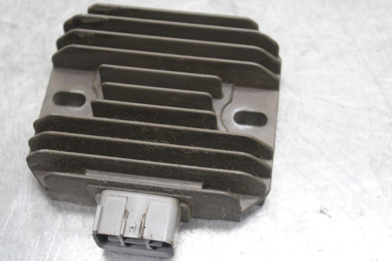 15-16 KAWASAKI EX300 RECTIFIER VOLTAGE REGULATOR BB635