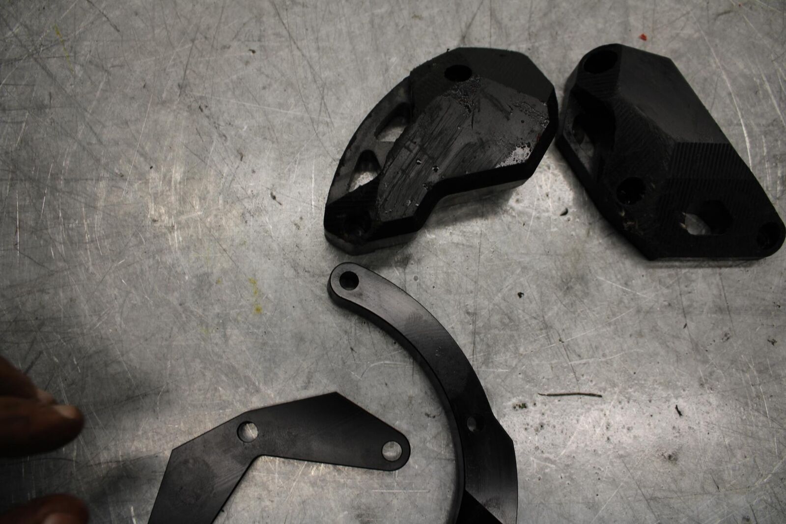 11-15 KAWASAKI ZX1000R ENGINE GAURD PROTECTOR BB445