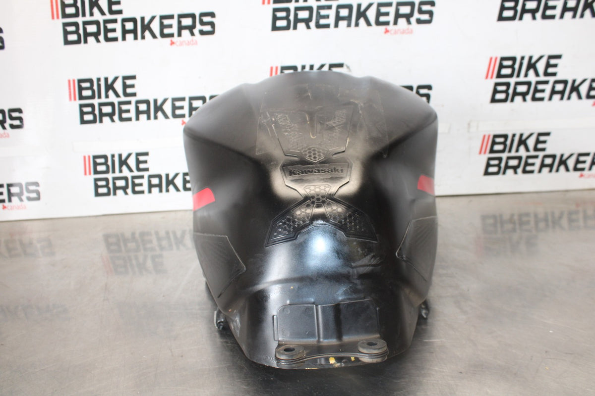24-25 KAWASAKI NINJA 500 EX500J ABS GAS TANK FUEL CELL PETROL RESERVOIR BB934