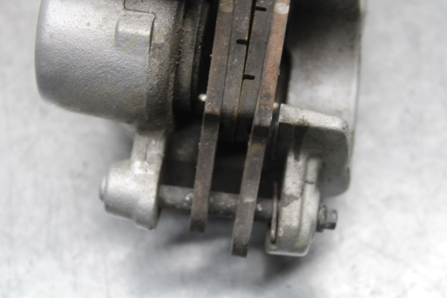 2013 Suzuki Boulevard C50T FRONT BRAKE CALIPER BB625