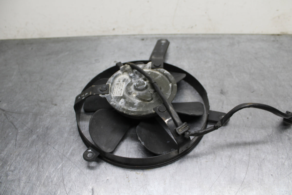 00-01 YAMAHA YZF R1 ENGINE RADIATOR COOLING FAN BB755