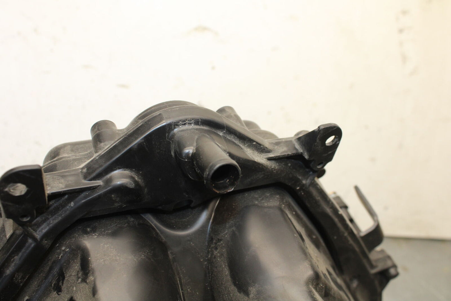 05-06 HONDA CBR600RR AIRBOX AIR INTAKE FILTER BOX  BB655