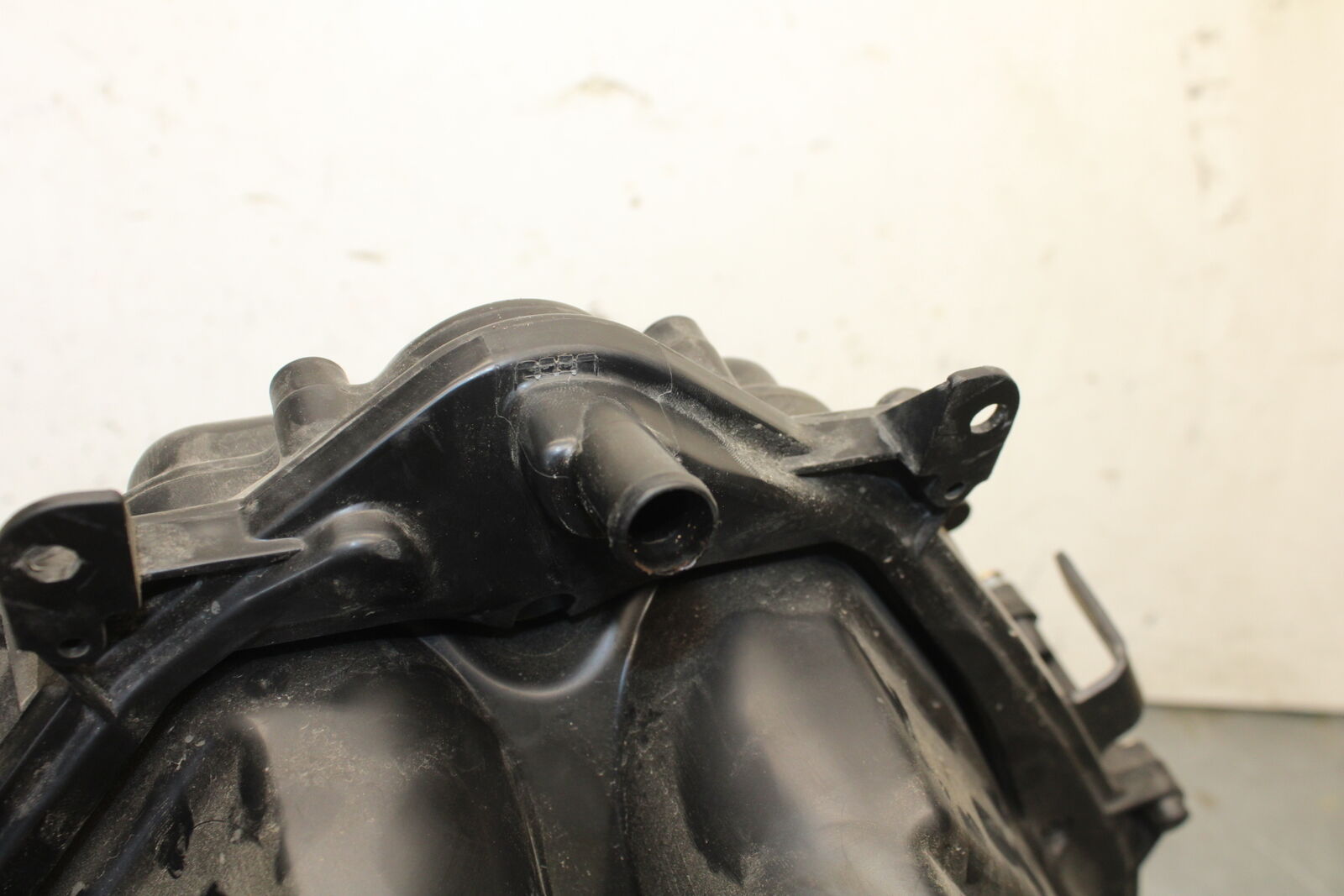 05-06 HONDA CBR600RR AIRBOX AIR INTAKE FILTER BOX  BB655