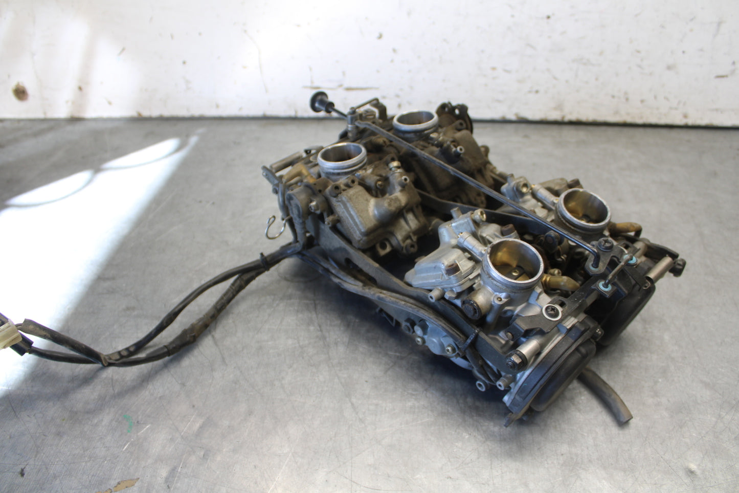 05-06 YAMAHA ROYAL STAR CARB CARBURETOR BB697