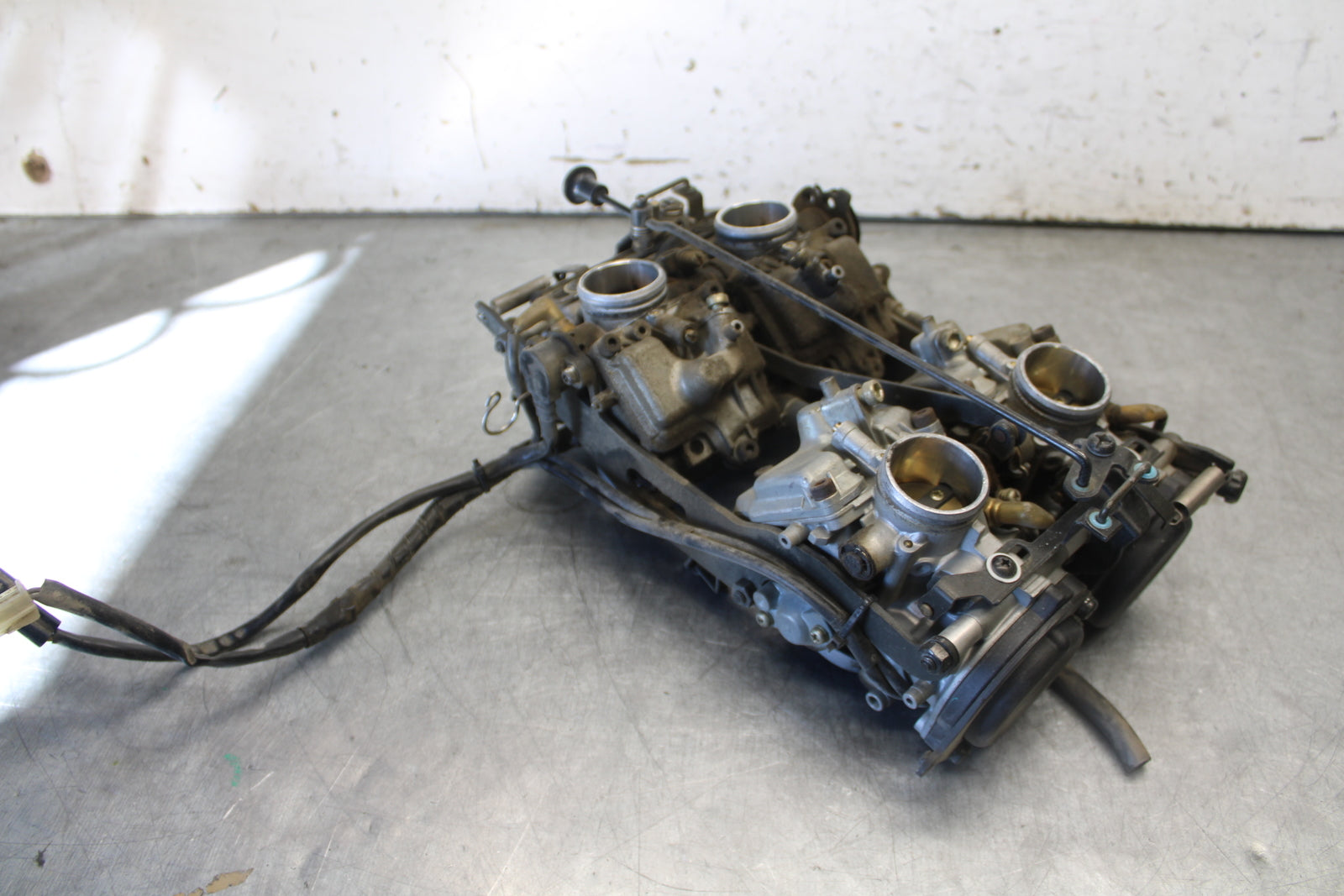 05-06 YAMAHA ROYAL STAR CARB CARBURETOR BB697