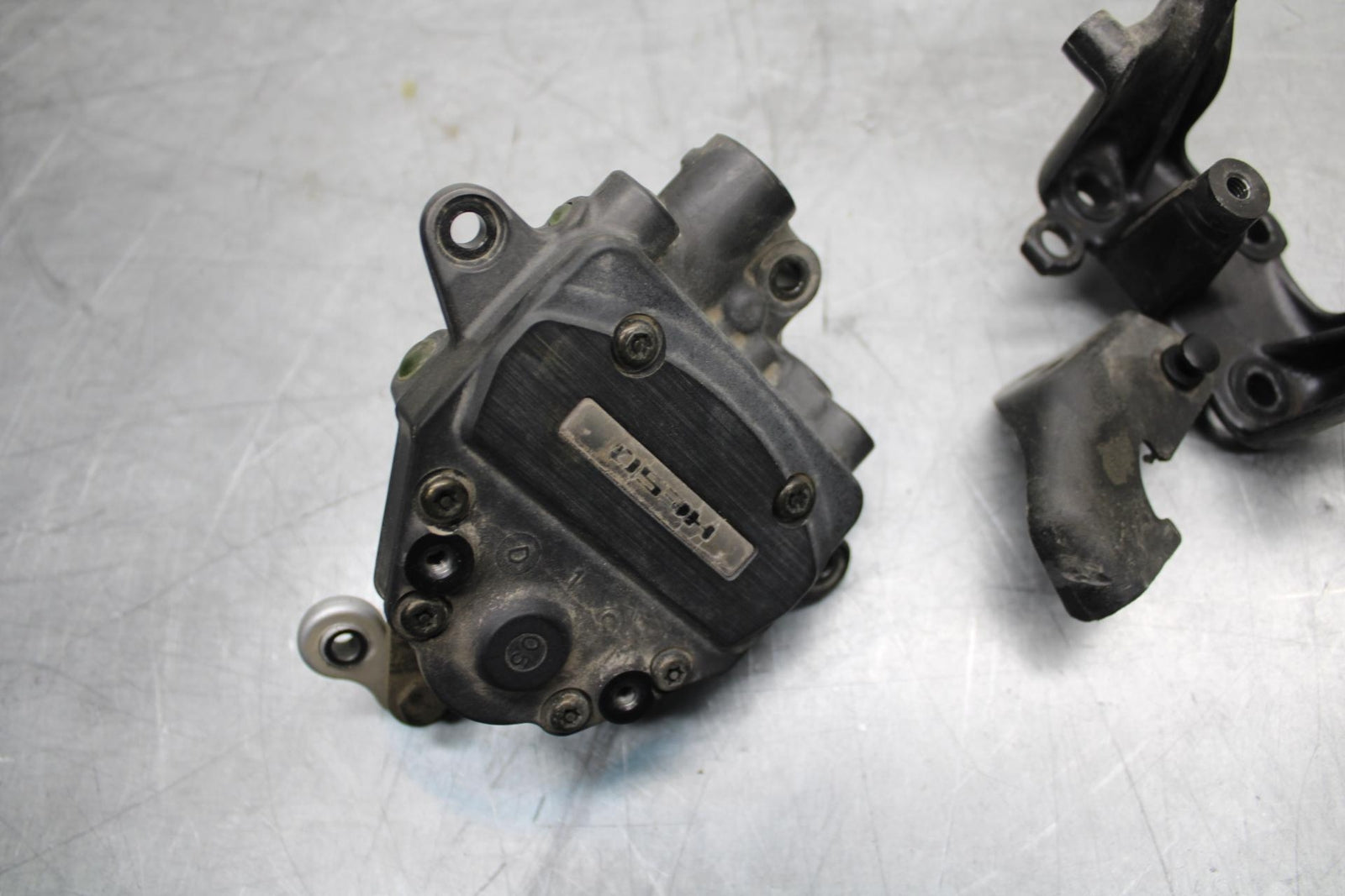 06-07 HONDA CBR1000RR STEERING DAMPER  53700-MEL-023 53740-MEL-000 BB464
