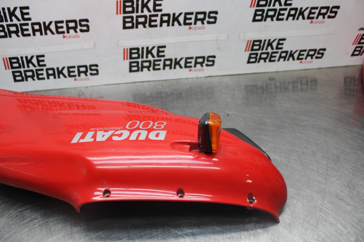 05 DUCATI SUPERSPORT 800 LEFT FRONT UPPER MID SIDE FAIRING COWL PLASTIC BB913