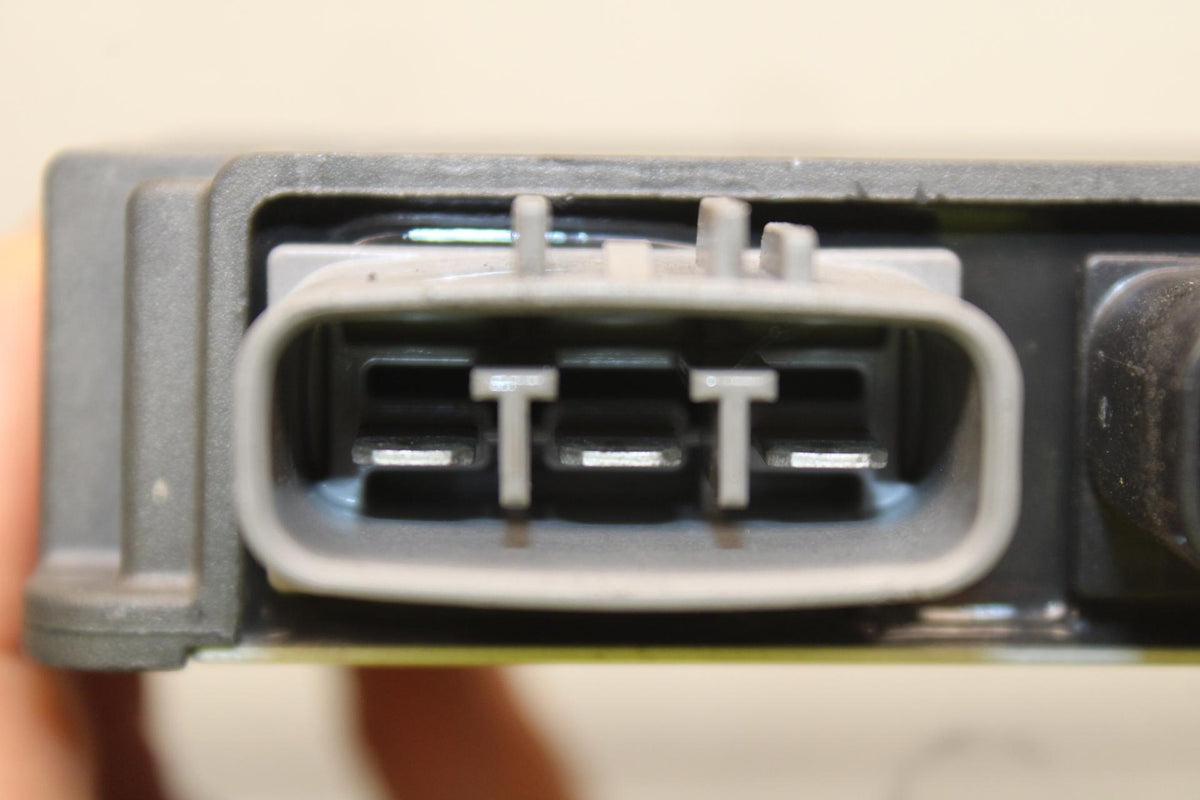20-23 APRILIA RS660 RECTIFIER VOLTAGE REGULATOR  BB643