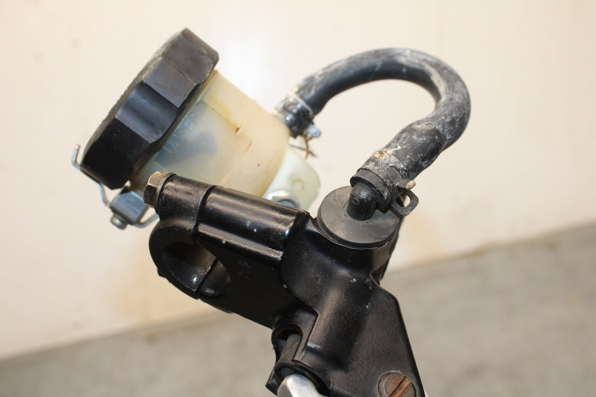 91-92 SUZUKI GSXR750 M  FRONT BRAKE MASTER CYLINDER w/ LEVER BB125