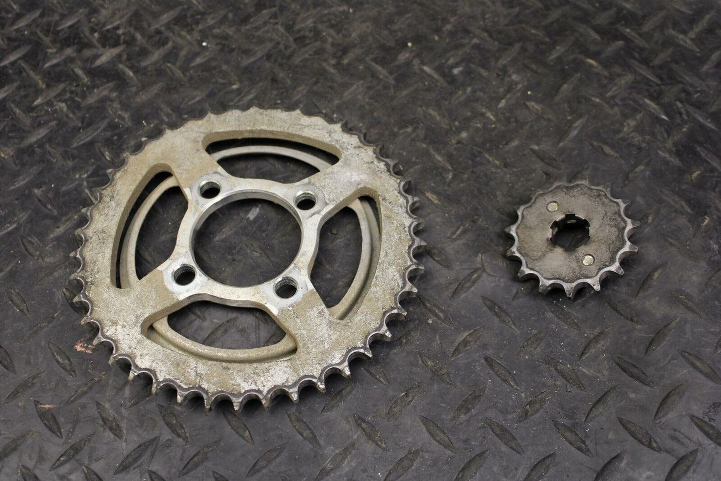 08 HONDA CBR125R FRONT REAR BACK SPROCKET SET BB180