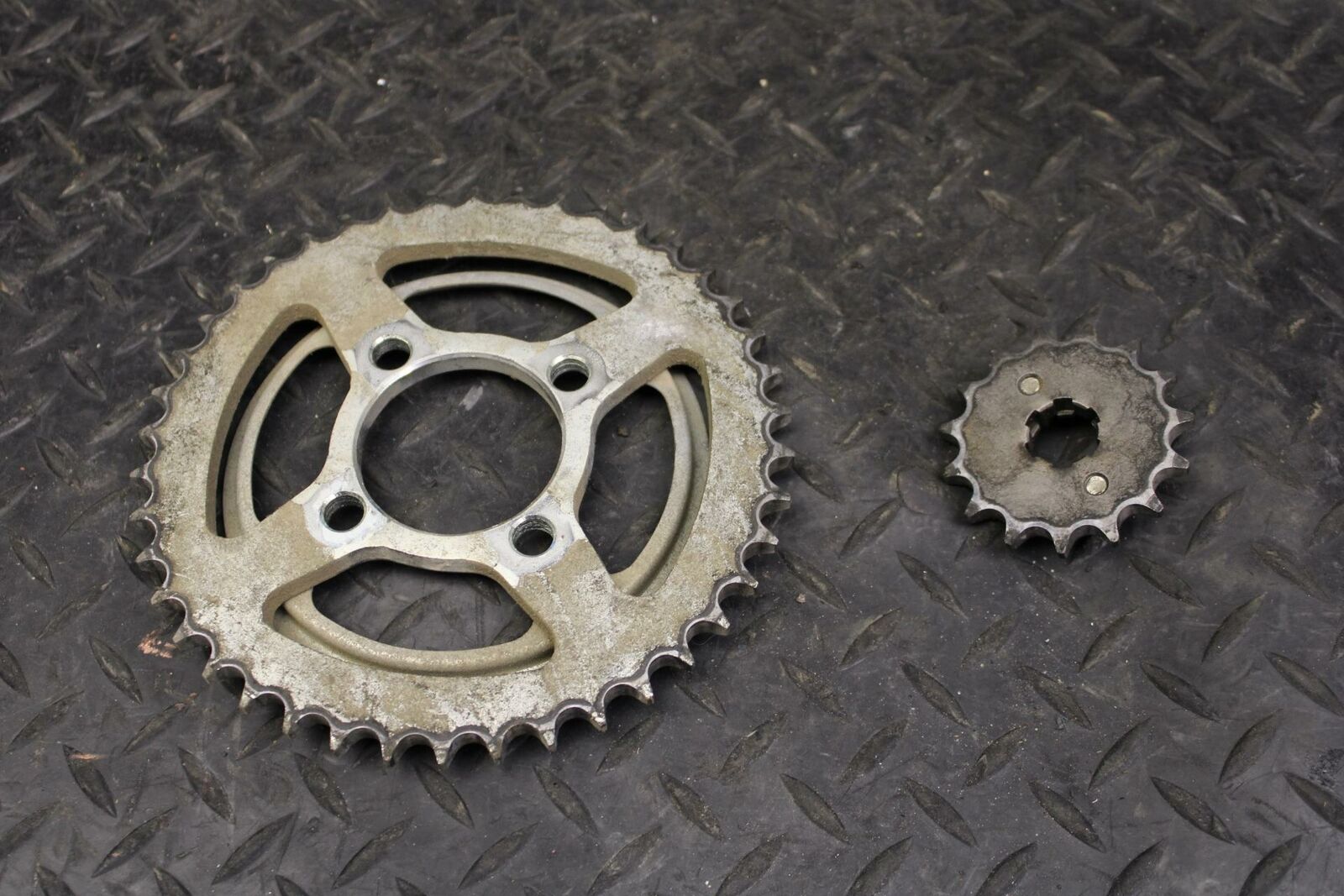 08 HONDA CBR125R FRONT REAR BACK SPROCKET SET BB180