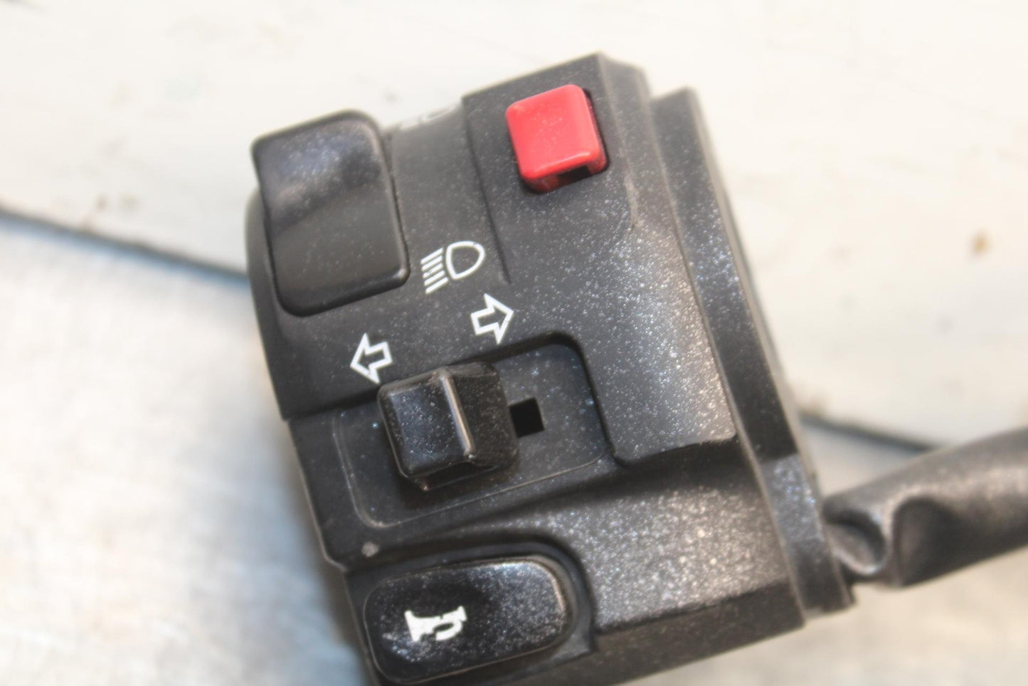12-17 KAWASAKI ER-6N Z650 LEFT CLIP ON HANDLE HORN SIGNALS SWITCH  BB607