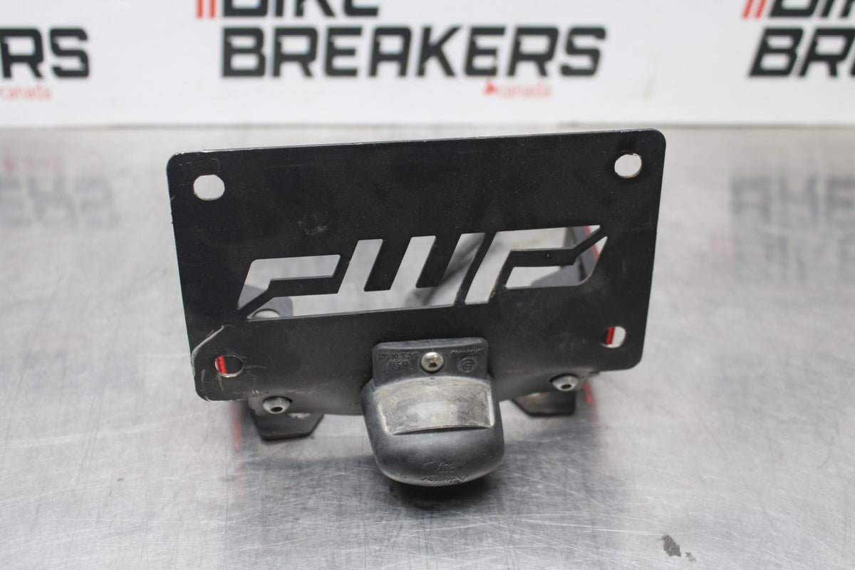 08-10 SUZUKI GSXR 600 FENDER ELIMINATOR LICENSE PLATE BRACKET & LIGHT BB765