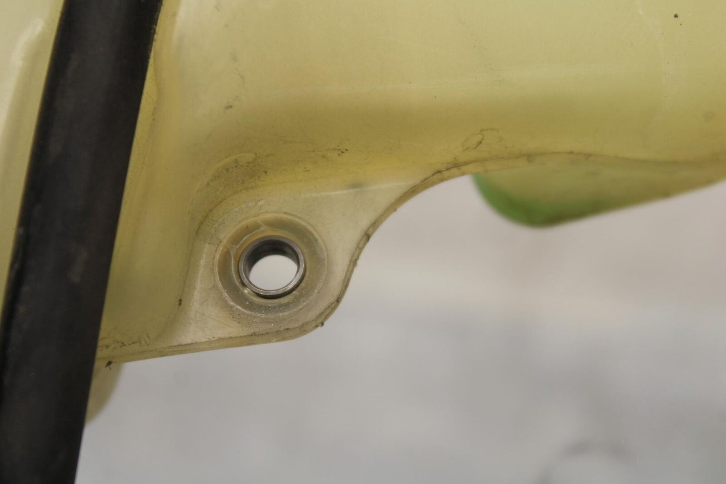 2011 Kawasaki Ninja ZX6R ZX600R COOLANT WATER TANK RESERVOIR BOTTLE  BB587