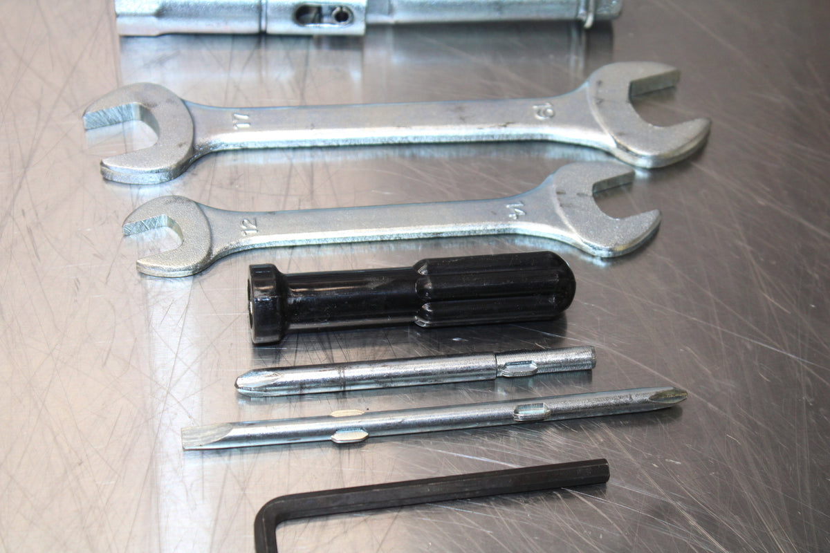 07 KAWASAKI Z1000 STOCK TOOLS OEM TOOL BAG KIT SET BB148