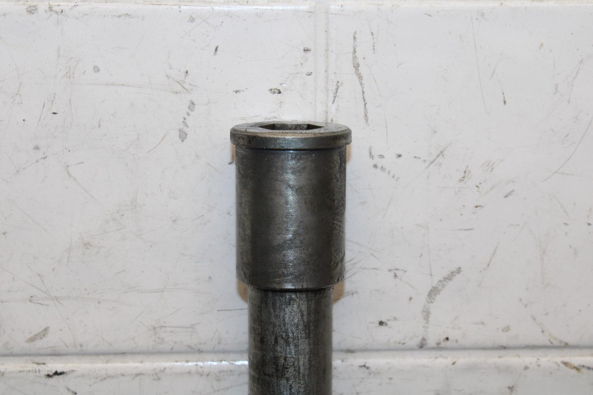 2000 Kawasaki Ninja ZX9R ZX900F FRONT WHEEL RIM AXLE PIVOT BOLT 41068-1404 BB70
