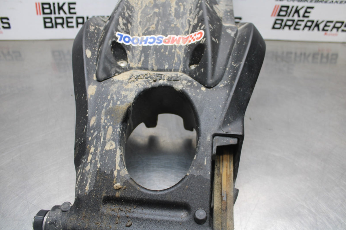 20 TRIUMPH STREET TRIPLE 765 REAR SWINGARM BACK SUSPENSION SWING ARM BB864