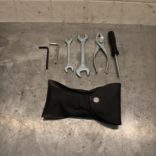 2017 Suzuki GSXR600 STOCK TOOLS OEM TOOL BAG KIT SET 09800-21100 BB598