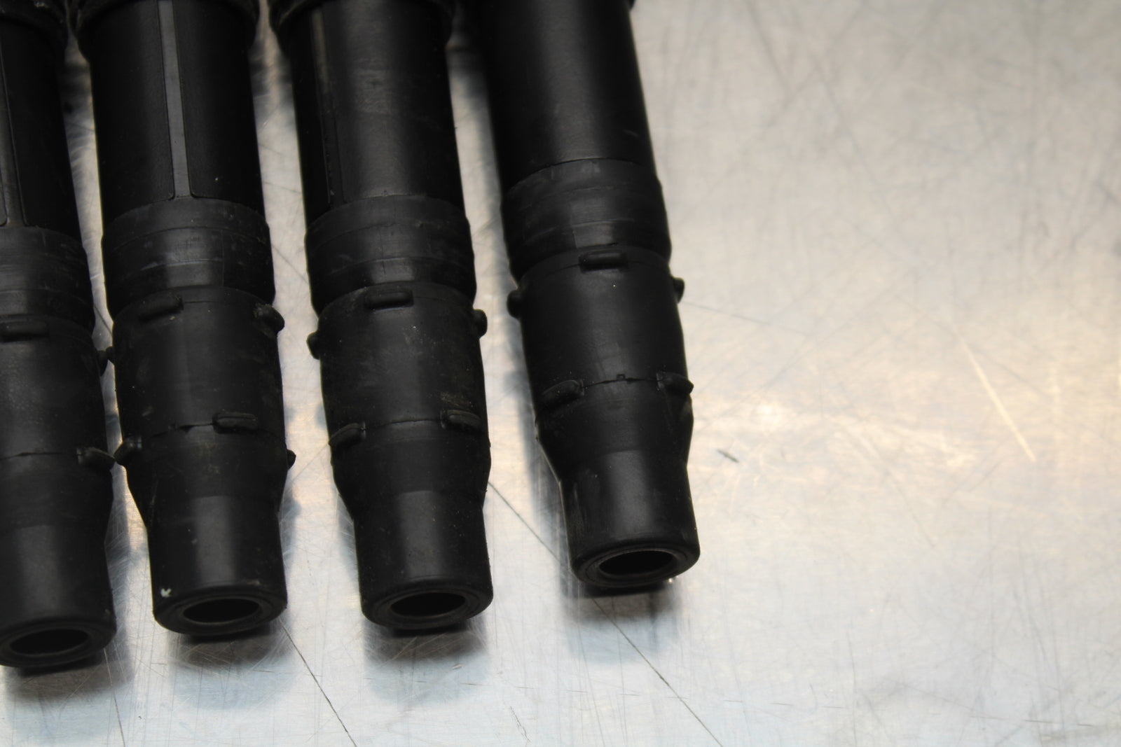 04-05 KAWASAKI NINJA ZX10R IGNITION COILS COIL SPARK PLUG CAPS BB163