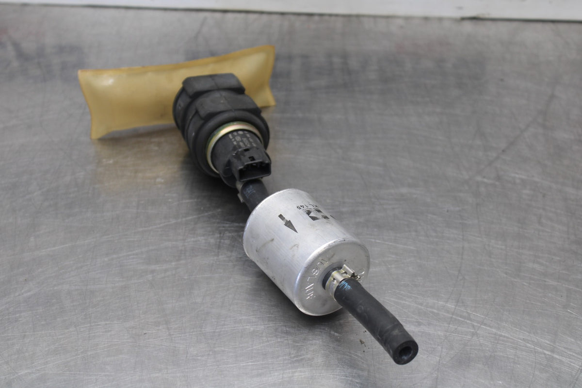 05 DUCATI SUPERSPORT 800 FUEL PUMP GAS PETROL SENDER UNIT BB913