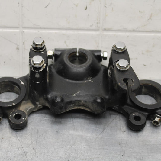 1977 Honda CB550K --- FORKS UPPER TRIPLE TREE CLAMP 53231-390-010BB592