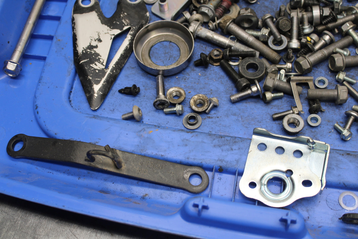 24 KAWASAKI NINJA 500 ABS MOUNTING BOLTS HARDWARE MOTOR SCREWS BB744