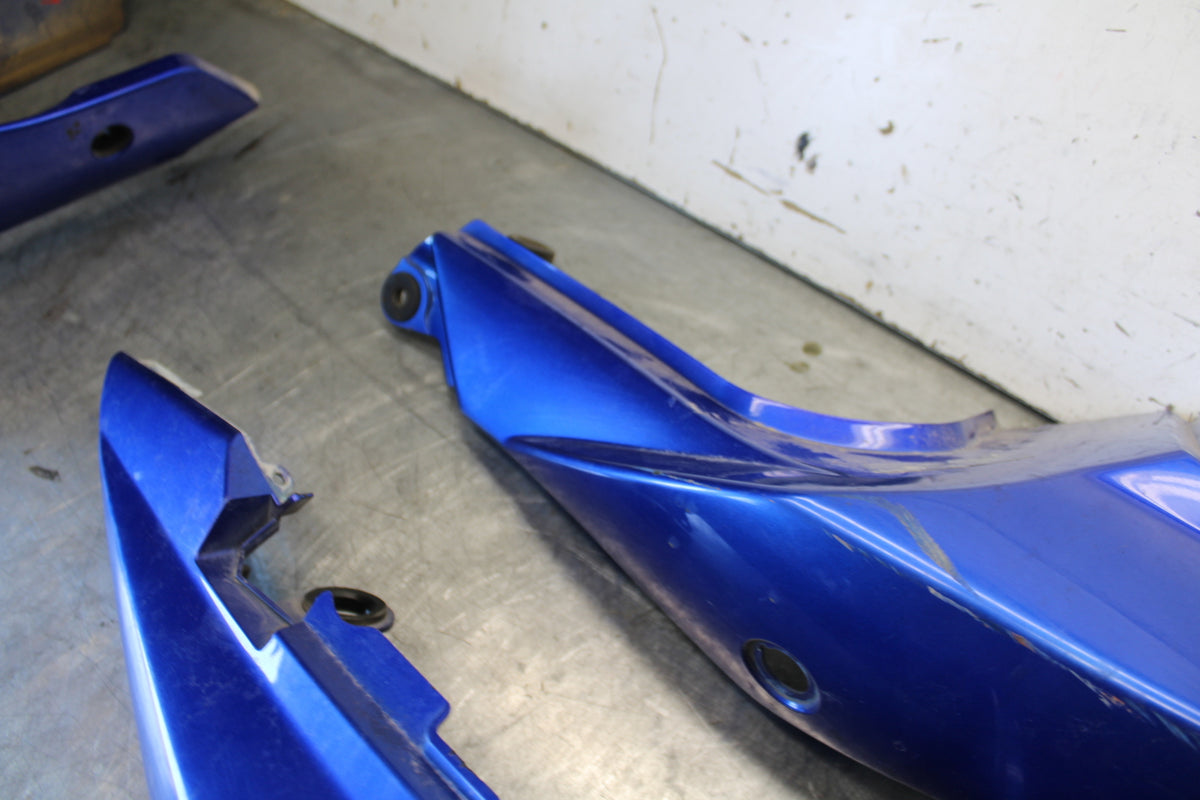 03-07 SUZUKI SV1000S REAR BACK TAIL FAIRING COWL SHROUD BB657