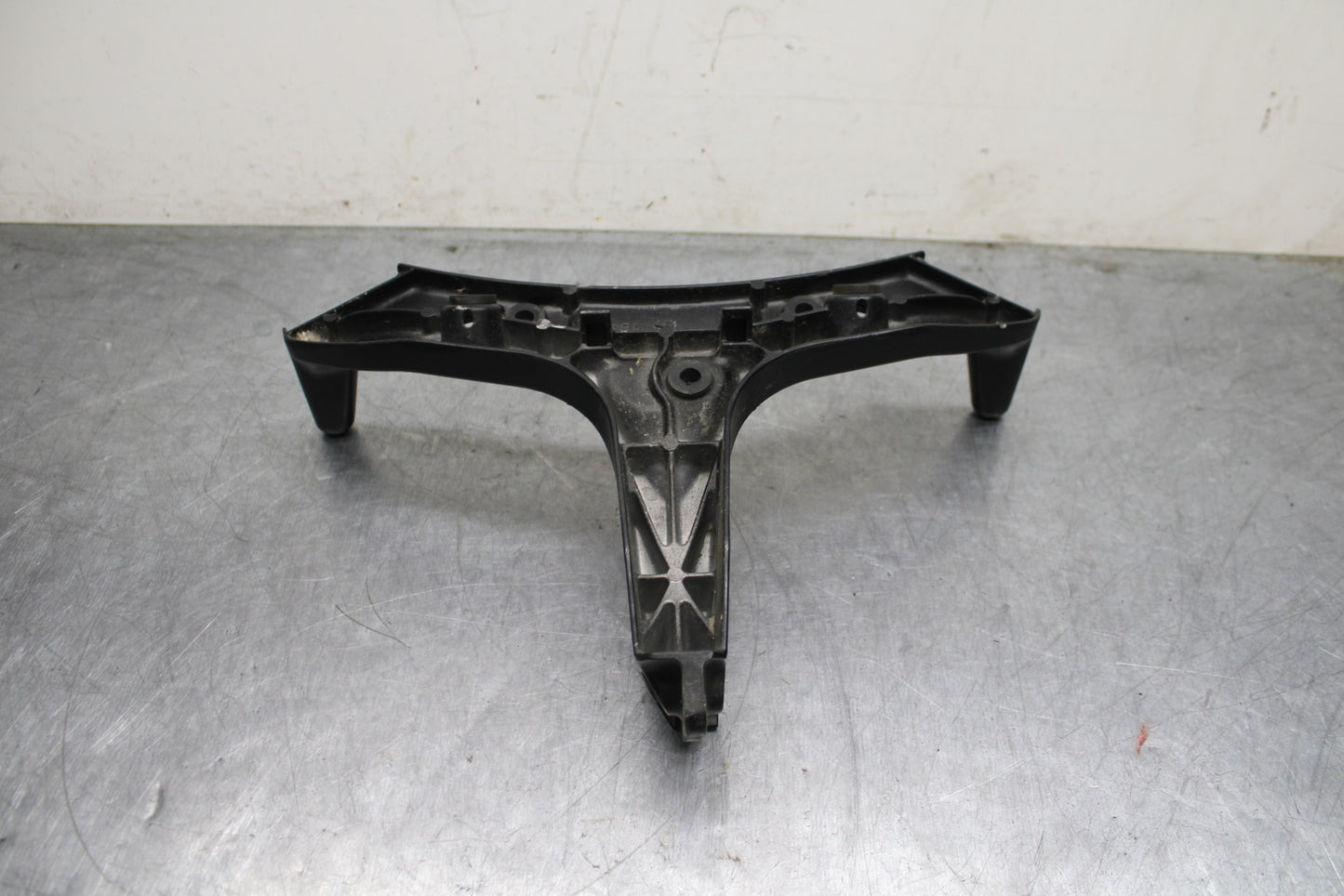 03-04 HONDA CBR600RR UPPER FAIRING MIRROR GAUGES STAY BRACKET BB127