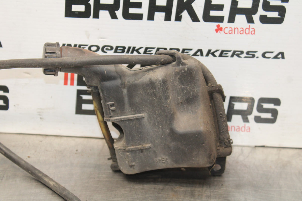 02 KAWASAKI VULCAN 800 VN800B CLASSIC COOLANT WATER TANK RESERVOIR BOTTLE BB862